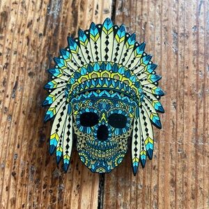 Bioworkz | Ornate Skull in Color 47/80 Hat Pin